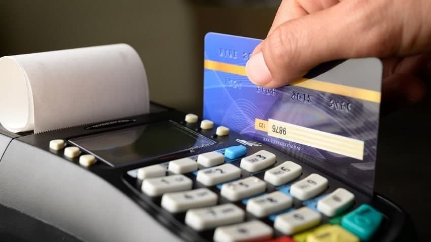 Loan with card reader (3)
