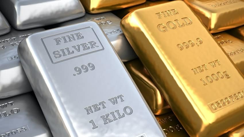 Gold vs Silver (2)